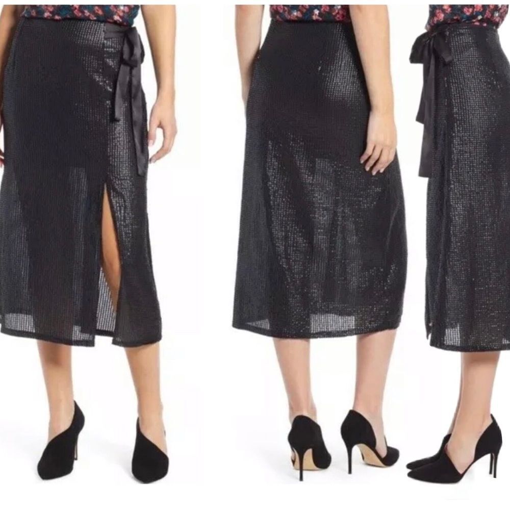 SOMETHING Navy Black Sequin Skirt Sz S NWOT